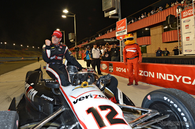 過去3度もシリーズ2位に甘んじた雪辱を晴らした#12 パワー。写真:INDYCAR