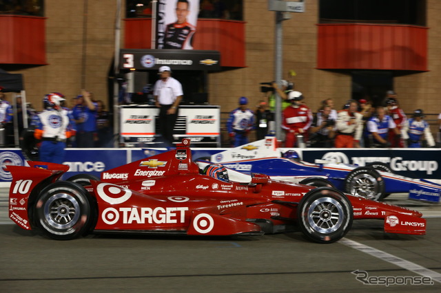 #10 カナーンは今季初優勝。写真:INDYCAR