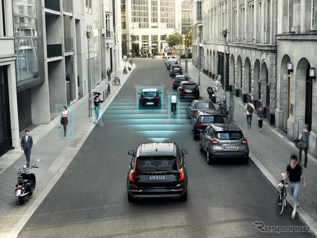 新型ボルボXC90の安全装備