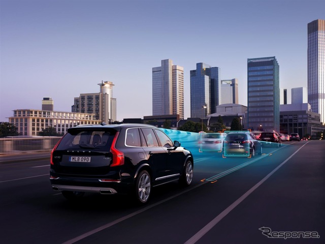 新型ボルボXC90の安全装備