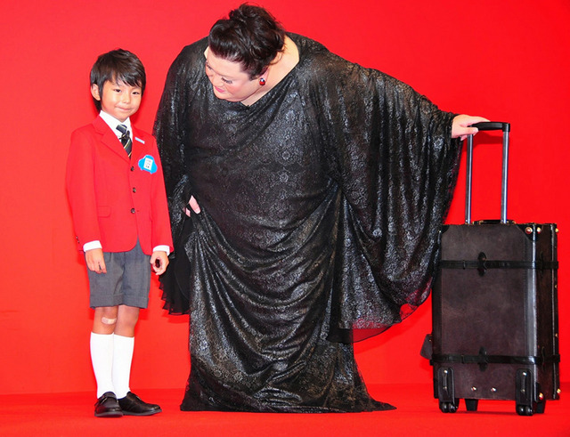 “2代目こども店長”に就任した加藤憲史郎くん&マツコ・デラックス/トヨタ新CM発表会