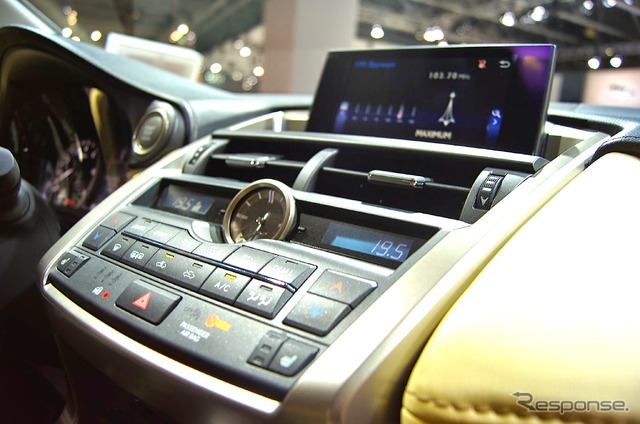 レクサス・NX200(モスクワモーターショー14)