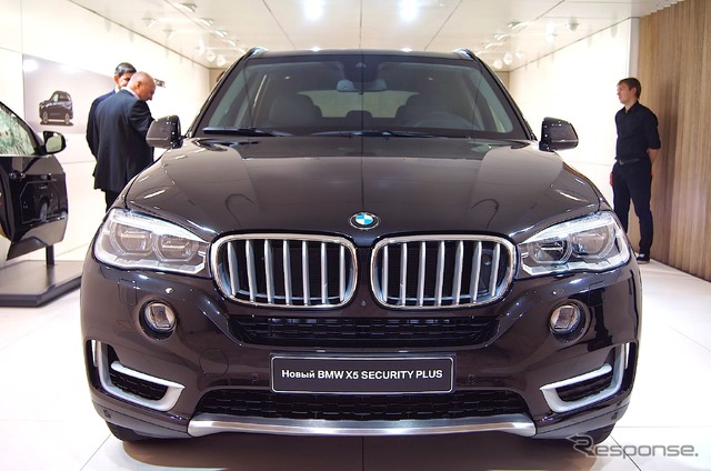 BMW・X5 セキュリティプラス(モスクワモーターショー14)