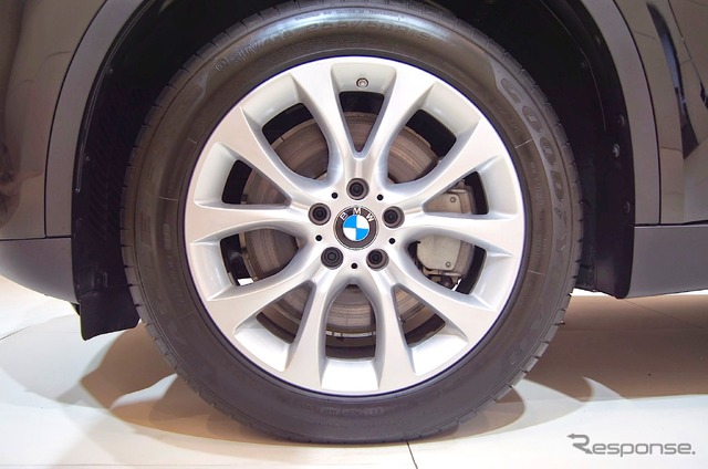 BMW・X5 セキュリティプラス（モスクワモーターショー14）