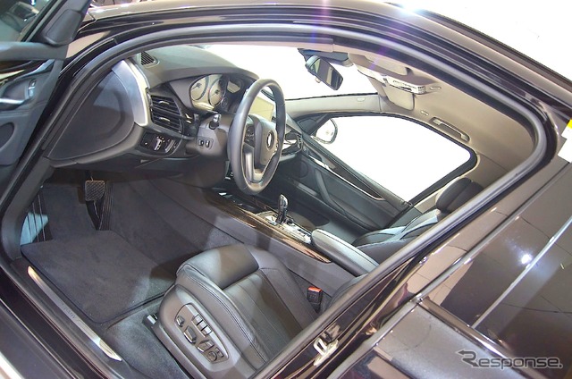 BMW・X5 セキュリティプラス(モスクワモーターショー14)