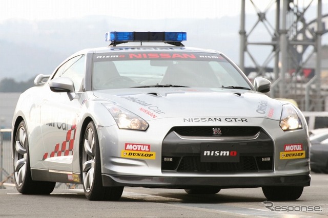 日産・GT-R（セーフティカー）