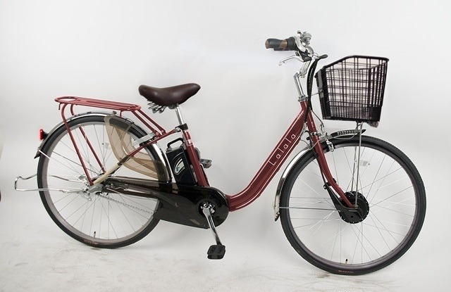 カインズ、早大と共同開発の電動アシスト自転車