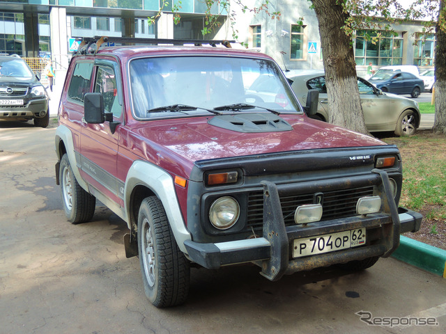ラーダ4×4