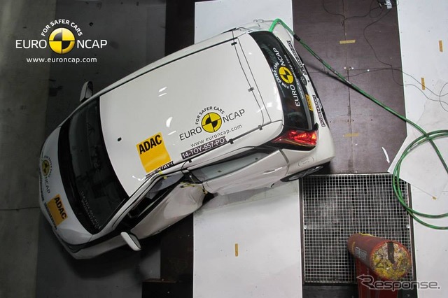 新型 トヨタ アイゴ のユーロNCAP 衝突テスト