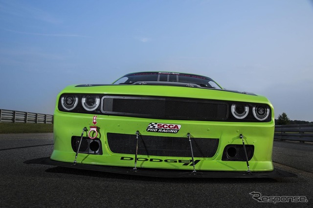 ダッジ チャレンジャー SRT トランザムシリーズ