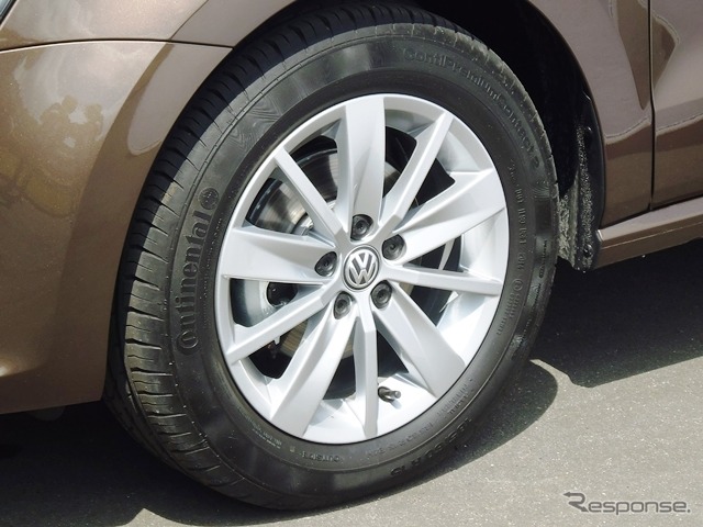 新型VWポロ