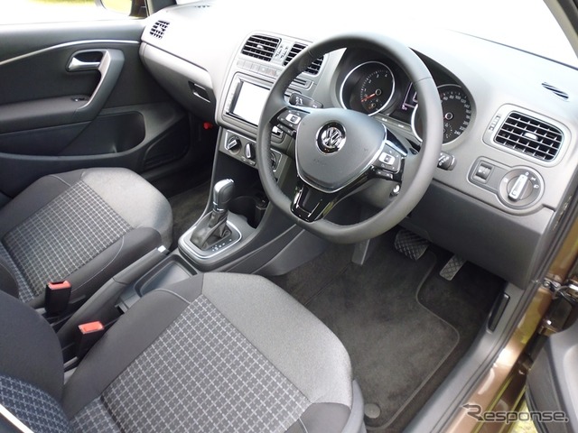 新型VWポロ