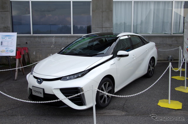 トヨタ FCV(白馬EV・PHVワンダーランド14)