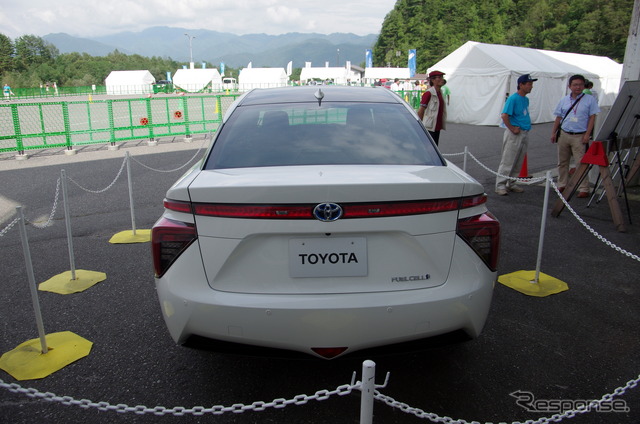 トヨタ FCV(白馬EV・PHVワンダーランド14)