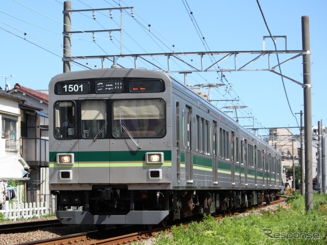 東急多摩川線を走る電車。蒲蒲線は多摩川線矢口渡駅の蒲田方で分岐して地下に潜り、東急蒲田駅付近や京急蒲田駅南側を経て京急空港線の大鳥居駅まで伸びる。ただし東急と京急は軌間が異なるため、途中駅での乗換えが必要になる。