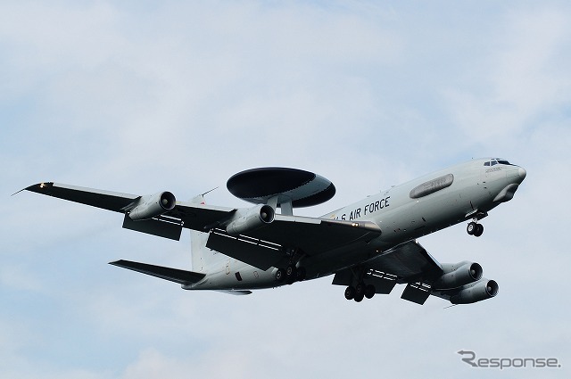 嘉手納基地所属のE-3Cセントリーも機内を公開した。写真は横田へ到着した5日に撮影。