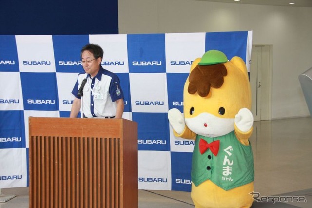 記念の挨拶をする大河原工場長