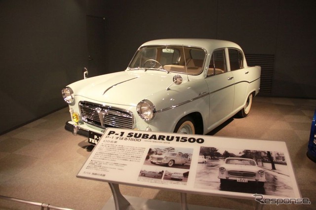 スバルビジターセンター:車両展示コーナー