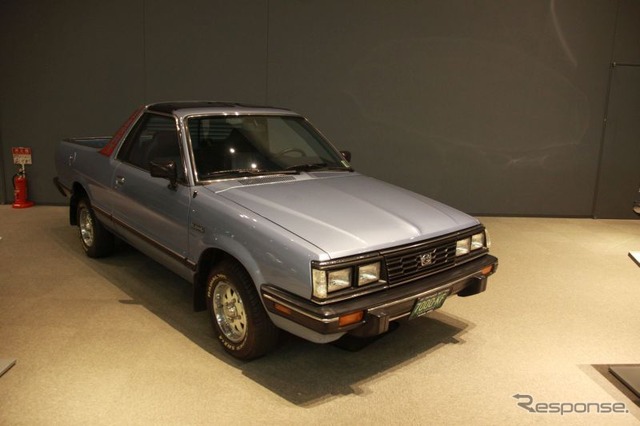 スバルビジターセンター:車両展示コーナー