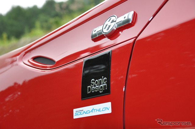 ソニックプラスは、荒選手がプロデュースする86のワンメイクレース車両にも装着されていた。