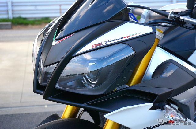 アプリリア トゥオーノ V4R APRC ABS