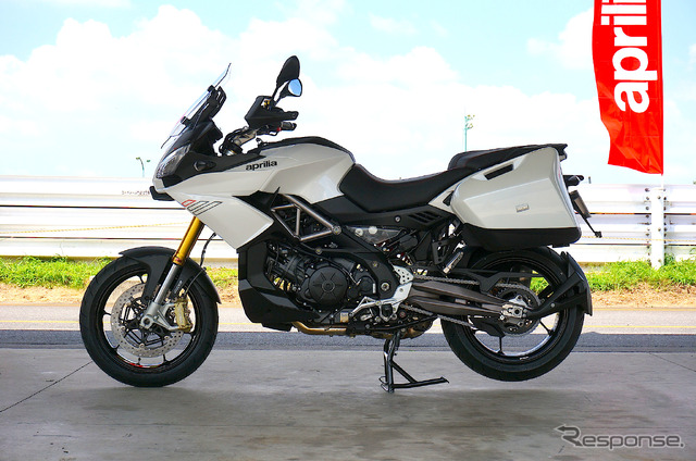 アプリリア カポノルド 1200 ABS トラベルパック