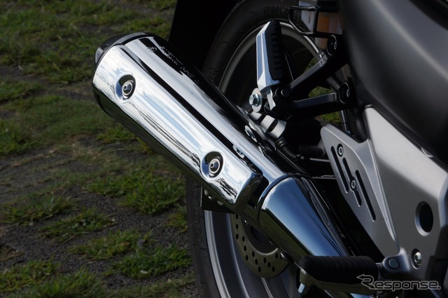スズキ・GSR250S