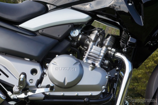 スズキ・GSR250S