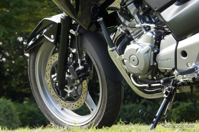 スズキ・GSR250S