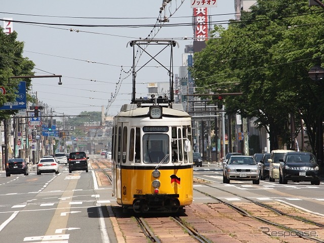 「レトラム」は福井県からの補助を受けて福井鉄道が購入した。