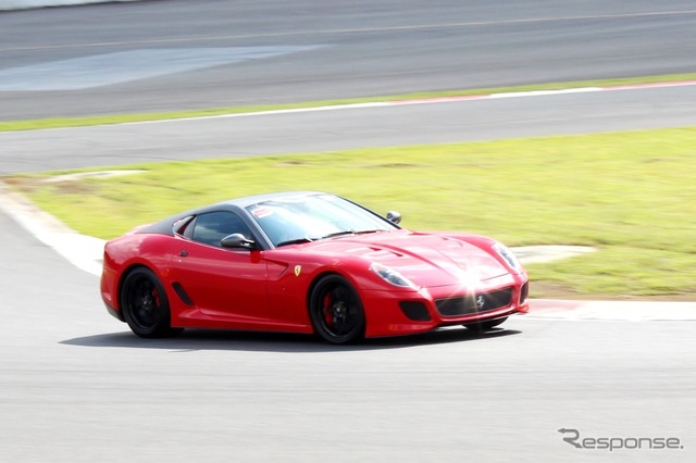 フェラーリ・599GTO