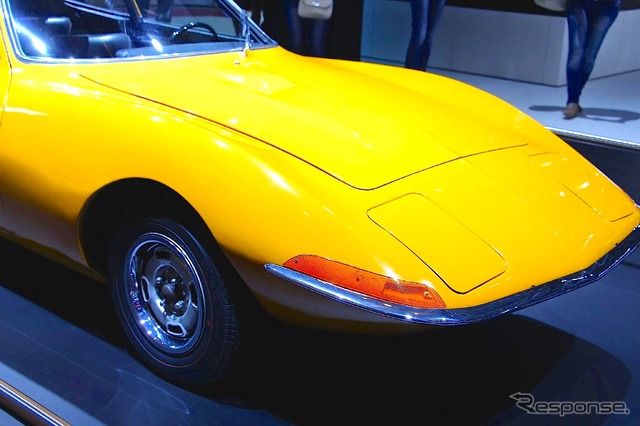オペル・エクスペリメンタル GT(モスクワモーターショー14)