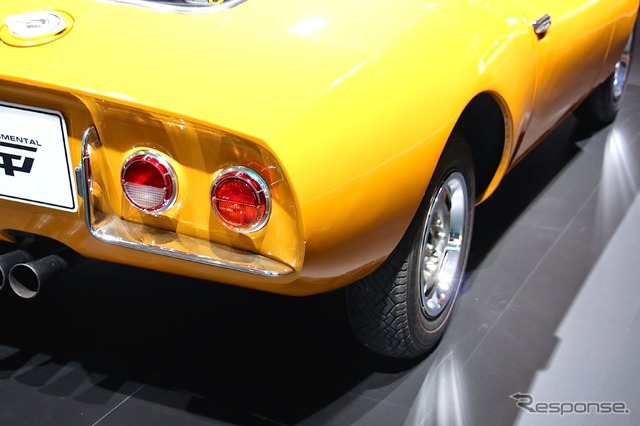 オペル・エクスペリメンタル GT(モスクワモーターショー14)