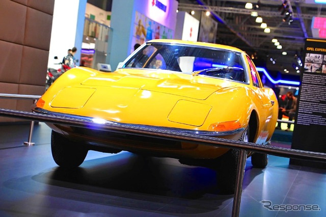 オペル・エクスペリメンタル GT(モスクワモーターショー14)