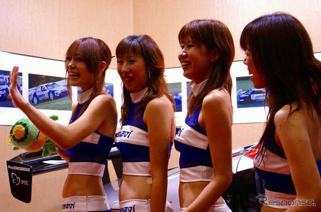 【東京モーターショー05】コンパニオン写真蔵…その80、終わりませんっ!
