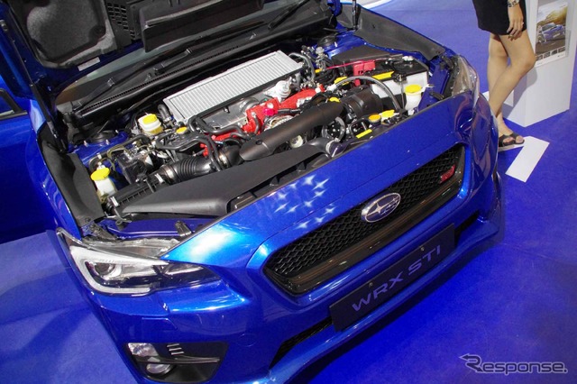スバルは新型WRXとWRX STIを発表(ジャカルタモーターショー14)
