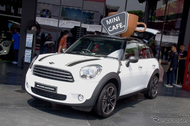 MINIブースの展示車両が売り切れ!?(ジャカルタモーターショー14)