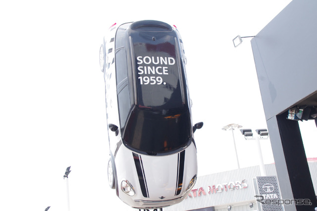 MINIブースの展示車両が売り切れ!?(ジャカルタモーターショー14)
