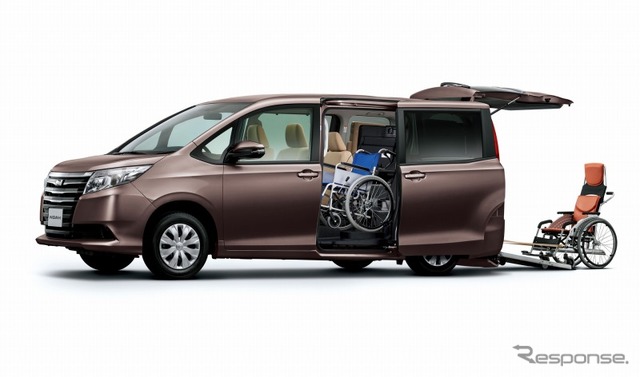【福祉機器展14】トヨタ、車いす ウェルチェア を先行公開