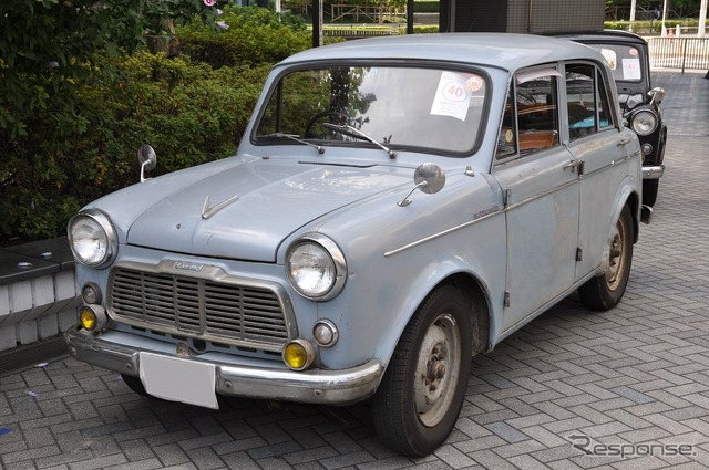 1959年 ダットサン 211