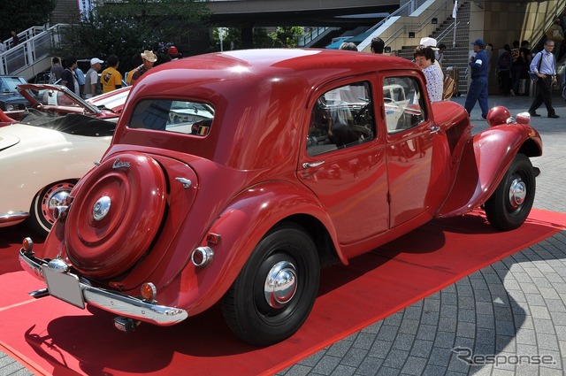 1950年 シトロエン 11CV レジェール