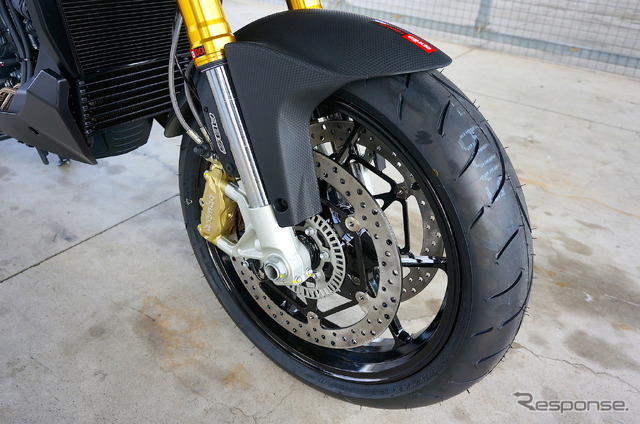 アプリリア・カポノルド 1200 ABS トラベルパック