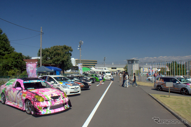 かぶら自動車教習所痛車展示会