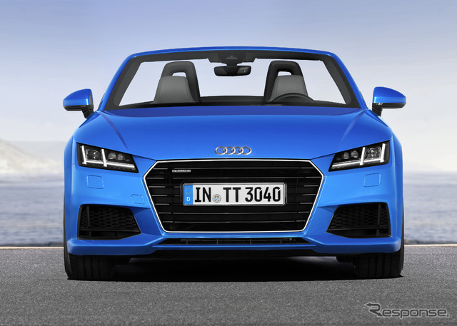 新型 アウディ TT ロードスター