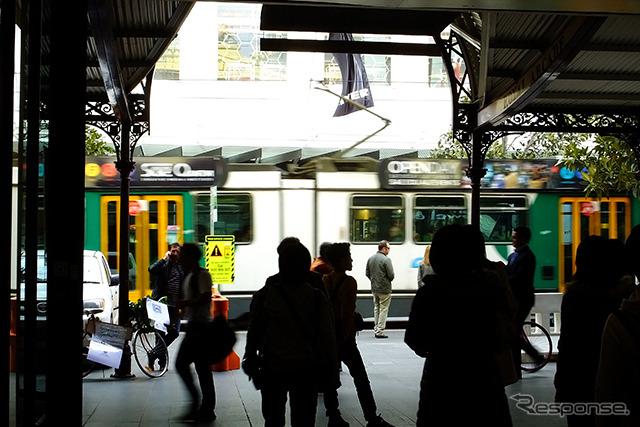 再び電車に乗って、Flinders Street Station方面へと行く。