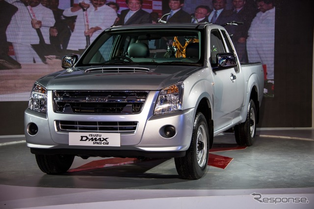 いすゞ D-MAX(参考画像)