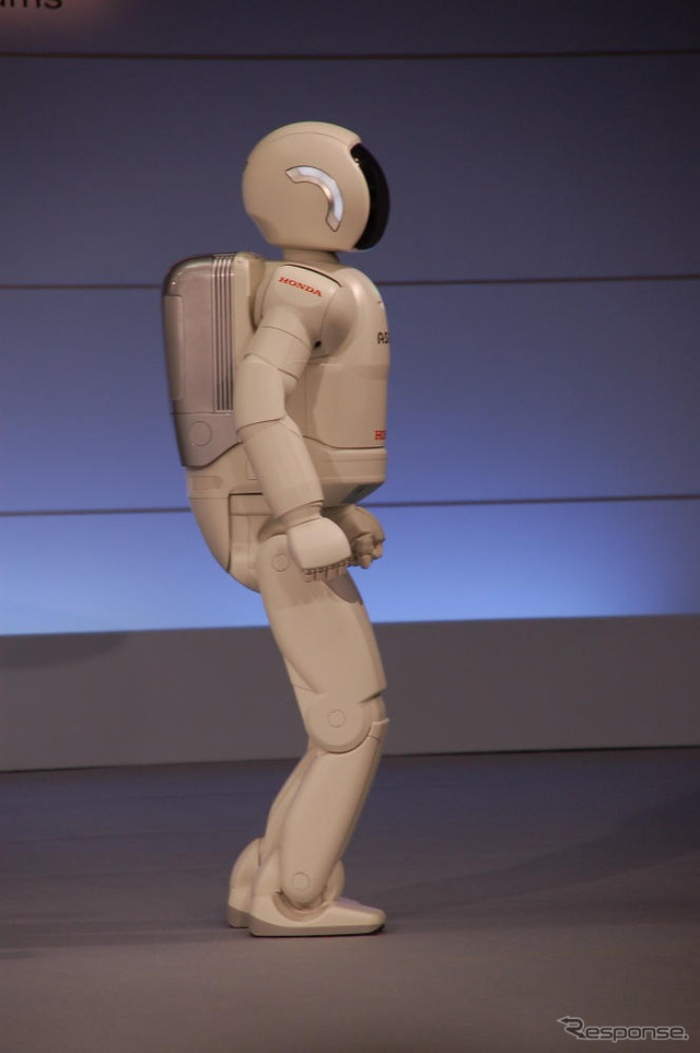 ASIMO の走りに磨き---「わたしの仕事はどうなる」写真蔵