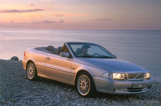 “脱ステーションワゴン”を目指す、ボルボ『C70カブリオレ』がデビュー