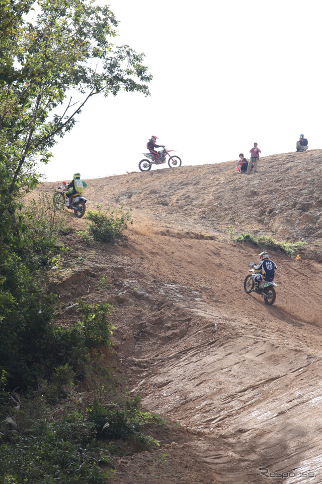 【JNCC 第7戦】糸魚川ラウンド、一騎打ちを制したのは渡辺選手［写真蔵］