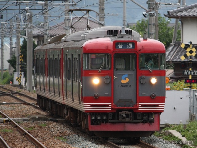 しなの鉄道で運用されている115系電車。